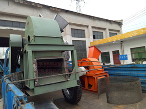 �ӱ��ȷ��ƶ���֦�����������ľ�����ͬ���߻�